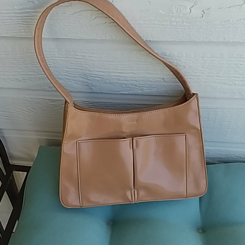 Mondani New York camel color shoulder bag